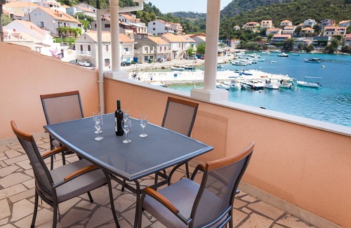 Brna Apartamento | Apartamento para dos personas con terraza y vista al mar Brna, Korcula (A-7553-a)