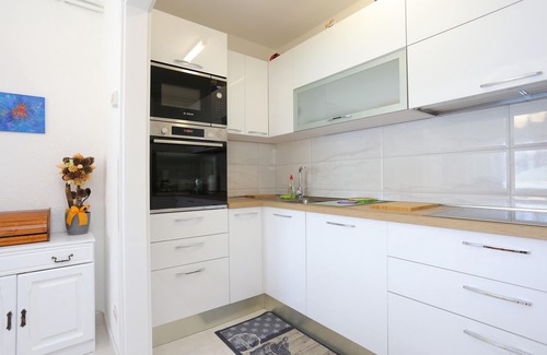 Arbanija Apartamento | Apartamento para dos personas en la playa Arbanija, Ciovo (A-18661-a)