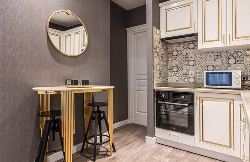 Pera Apartamento | Two Bedroom Apartment with Breakfast Istıklal St