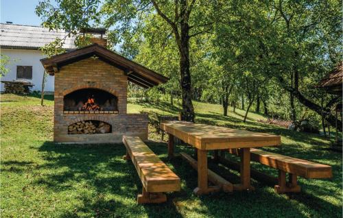 Ozalj Casa | Two-Bedroom Holiday Home In Ozalj