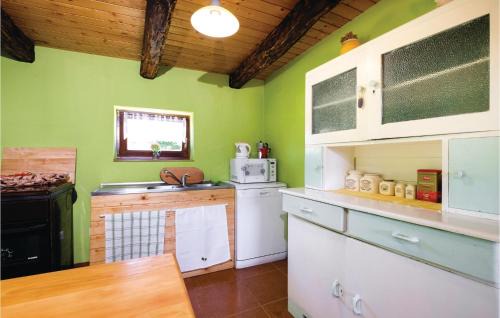 Ozalj Casa | Two-Bedroom Holiday Home In Ozalj
