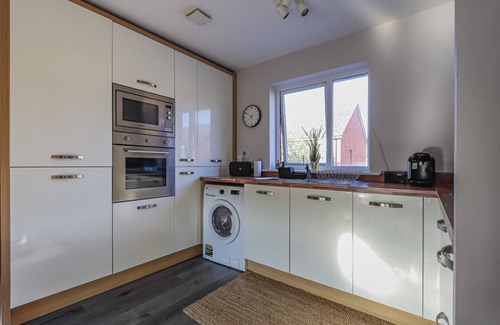 Canton Casa | Two-Bedroom Townhouse