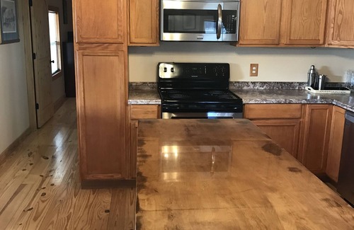 Montgomery Otro | Two bedroom, two bathroom house on an African cattle farm on the Alabama River.
