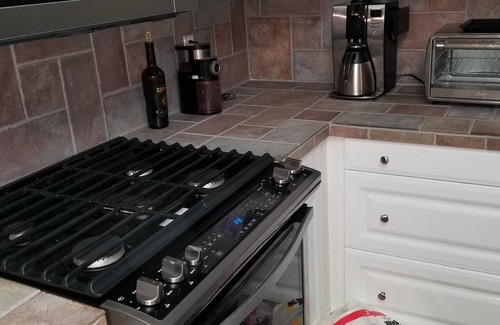 Big Bear City Casa | El chalet de montaña blanca