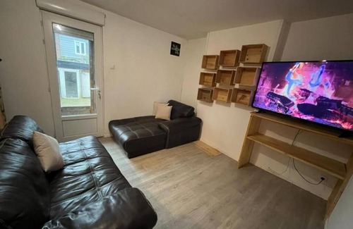 Raismes Apartamento | Two-floor apartment, Aqua Bien être, above a SPA.