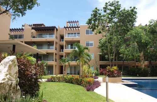 Playacar Apartamento | Ático de dos plantas con jacuzzi privado.