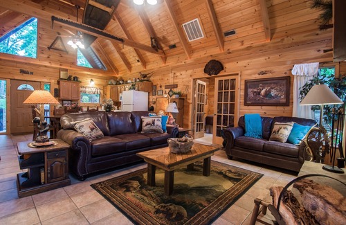 Branson Cedars Cabina | Inicio de sesión con dos master suites: ideal para dos parejas