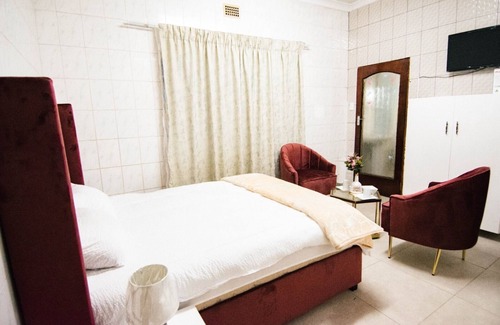Greater Johannesburg Metropolitan Area Apartamento | Two minutes to the Orlando stadium, Family sized Bed easy access to theme parks.