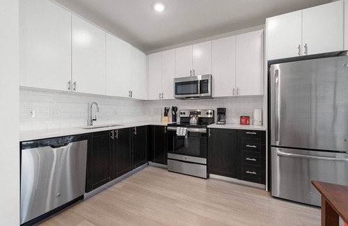 Downtown Louisville Apartamento | Two Stylish Nulu CozySuites