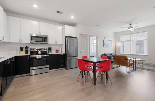 Downtown Louisville Apartamento | Two Stylish Nulu CozySuites