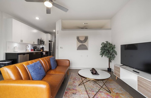Downtown Louisville Apartamento | Two Stylish Nulu CozySuites
