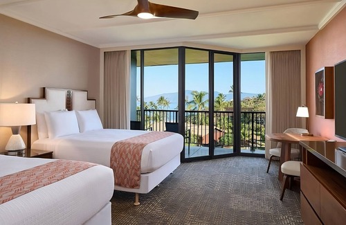 Kaanapali Hotel | Two Units, Close to Kahekili Beach Park, Perfect for Relaxation & Rejuvenation