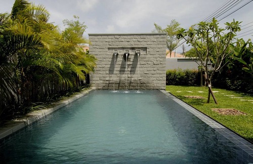 Rawai Villa | Two Villas Holiday Phuket Onyx Style Nai Harn Beach