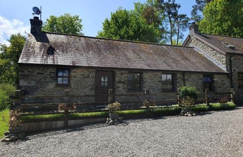 Llangybi Casa | Ty Barcud