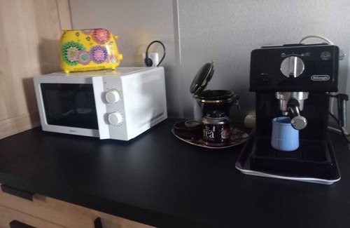 Velleron Casa | Ty'ca House