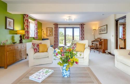 Llangorse Casa | Ty Mawr Coach House
