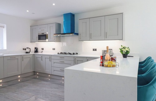 Penrhyndeudraeth Cabaña | TY MAWR, pet friendly, with hot tub in Penrhyndeudraeth
