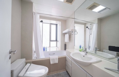 Xujiahui Cama Y Desayuno | Tyms Elegant 2BR 1BA Apt Walk to Malls