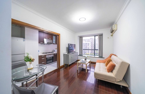 Gubei Cama Y Desayuno | Tyms Modern 1BR APT Gubei Carnival Court