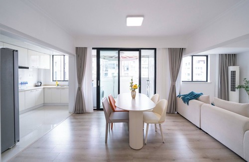 Gubei Cama Y Desayuno | Tyms Parisian 2BR APT Paris Classic