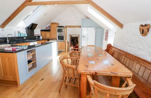 Corwen Cabaña | Tyn Llwyn, PENCOED