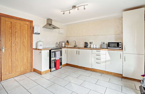 Port Talbot Cabaña | Tyncellar Farm Holiday Cottages