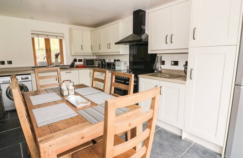 Llanbadarn Fynydd Cabaña | Tynddol Barn, LLANBADARN FYNYDD
