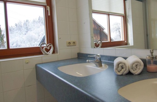 Latschach Cama Y Desayuno | Typ H im Haus Mittagskogel - Sportpension Aichholzer Faaker See