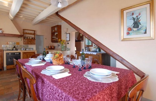 Casalini Casa | GRANJA TÍPICA DEL CAMPO UMBRIANO