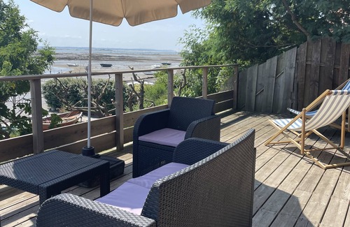 Lege-Cap-Ferret Casa | Typical fisherman's hut with your feet in the pool, 1st line