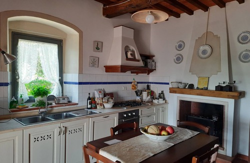 Camaiore Casa | Típica casa de campo toscana en las colinas entre Viareggio y Camaiore.