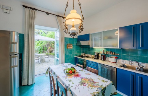 Pogerola Villa | Villa típica en la costa única con vistas al mar abierto