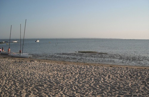 Taussat Villa | Típica villa tranquila en la BAHIA de Arcachón con Piscina, 8 camas