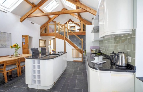 Pentrefelin Casa | Tywi Barn - 3 Bedroom