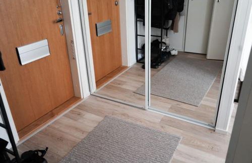 Salo Apartamento | Tyylikäs hyvin varusteltu asunto. Oma autopaikka.