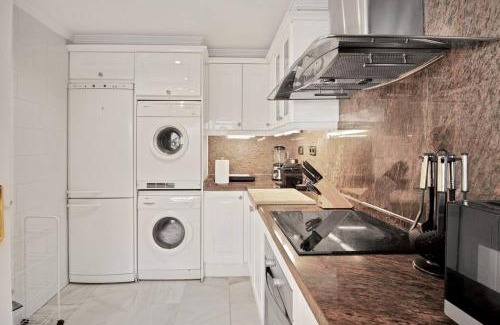 Nueva Andalucia Apartamento | Ubicación y vistas panorámicas en Nueva Andalucía - MAGNA MARBELLA 108