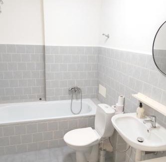 Prague 10 Casa | Ubytování nad kostelem pro ženy a páry