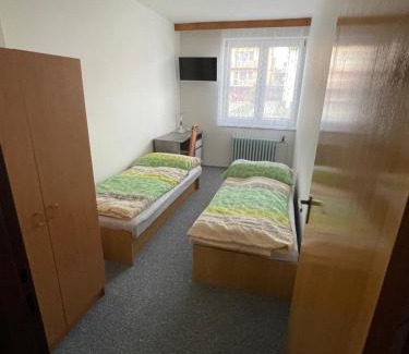 Modra Casa | Ubytování u zastávky