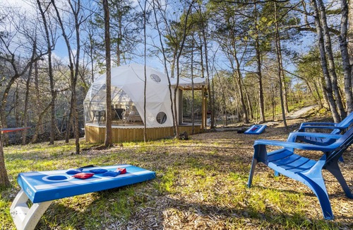 Eagle Rock Casa | Ultimate Couple's Getaway | Hot Tub & Trails