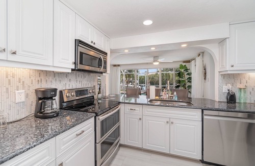 Lochmoor Waterway Estates Casa | Ultimate Riverfront Escape w/private heated pool