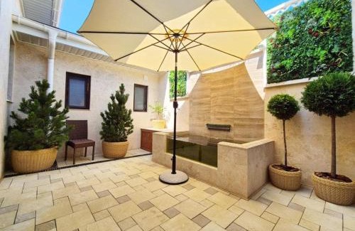 Odessa Casa | ULTRA Сучасна Вілла з Басейном та Джакузі