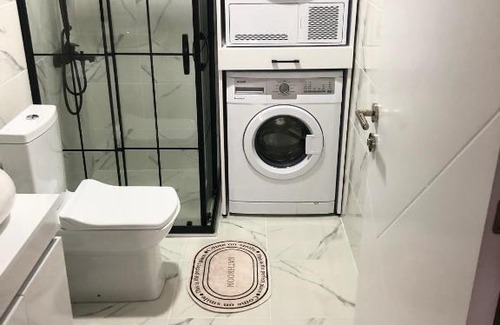 Pendik Apartamento | Ultra Lux Apartment Beside Metro and Sabiha Gökçen Airport