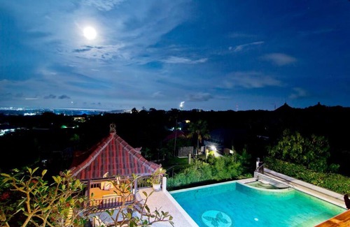 Ungasan Villa | Uluwatu Huge 6 Bed Spa Villa - G8 views & Child Friendly