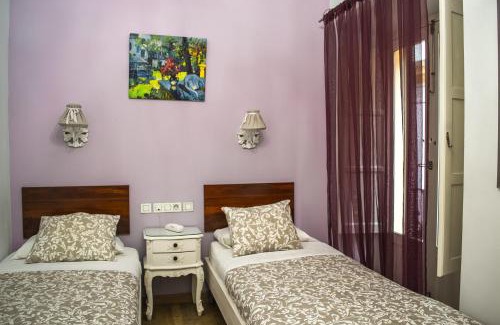 San Bartolome Hotel | Un Patio en Santa Cruz