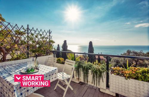 Ospedaletti Apartamento | Una terrazza sul golfo di Ospedaletti by Wonderful Italy