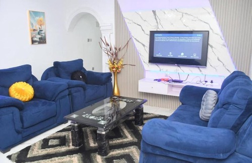 Ijare Apartamento | Uncle Love Serviced Apartments — A Cozy and Elegant 3-Bedroom Apartment