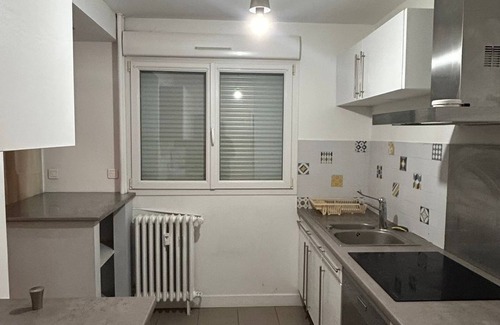 Besancon Apartamento | Uncluttered 60m² apartment - Comfort & Elegance -Near Besançon city center