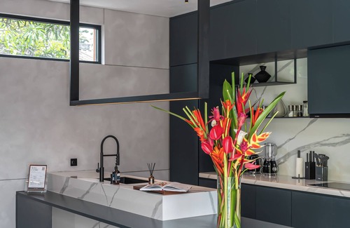 Babakan Villa | Under The Palms