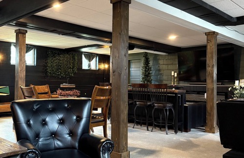 Fort Recovery Casa | Underground Speakeasy Experience in Historic Fort Recovery - Sleeps 14