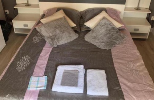 Castres Cama Y Desayuno | Une chambre à louer pour 1 ou 2 personnes avec petit-déjeuner inclus